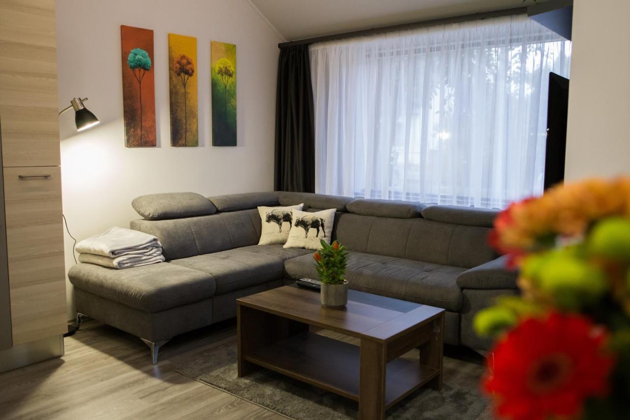 Kikelet Apartman Apartment Szombathely Exterior foto