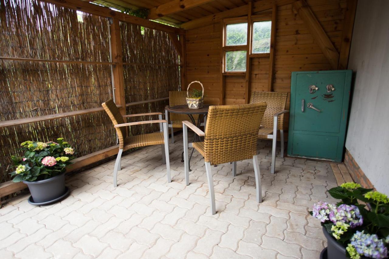 Kikelet Apartman Apartment Szombathely Exterior foto